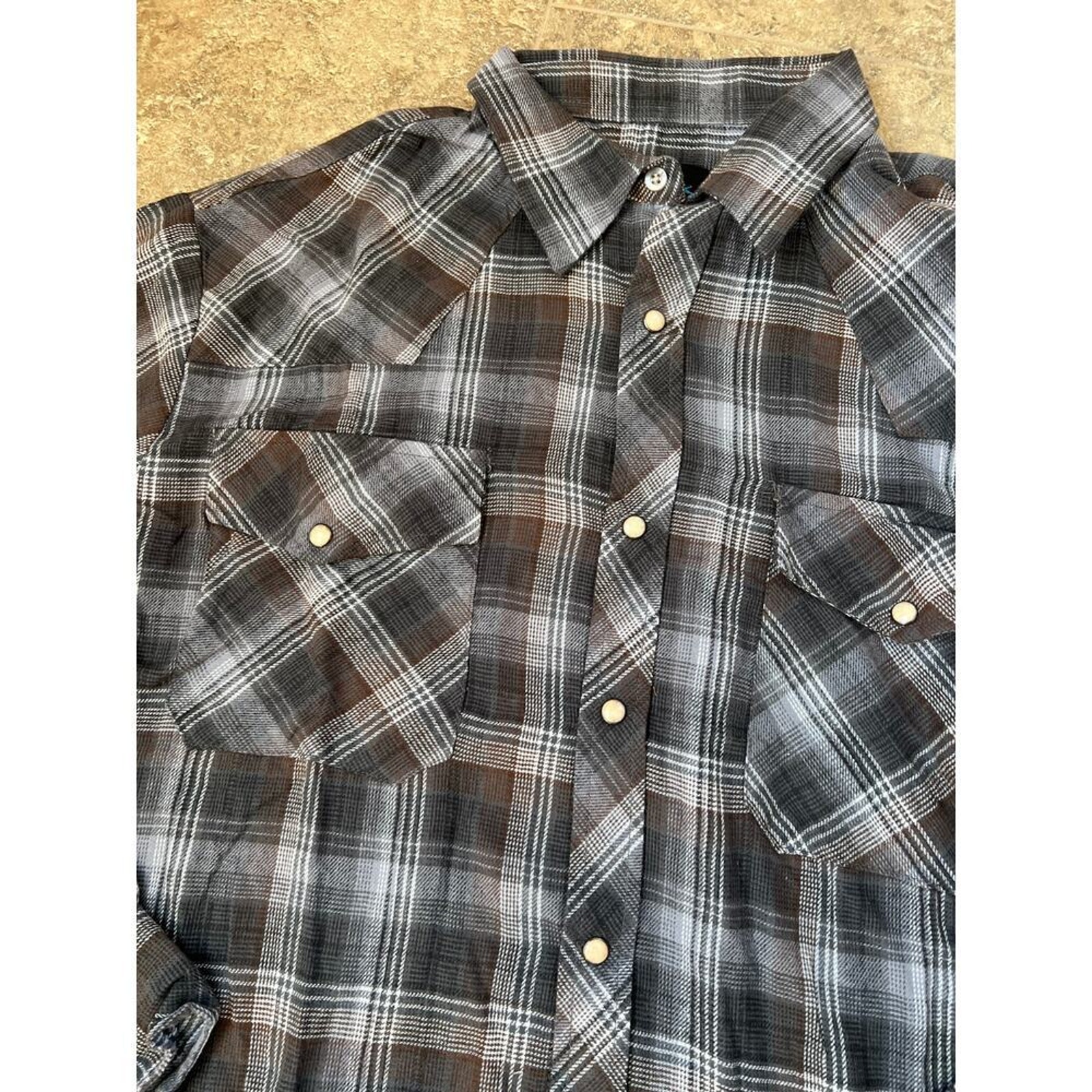 Stone Creek Western Long Sleeve Plaid Flannel Gray Snap Down Shirt, Men's Size L — image 3 of 5